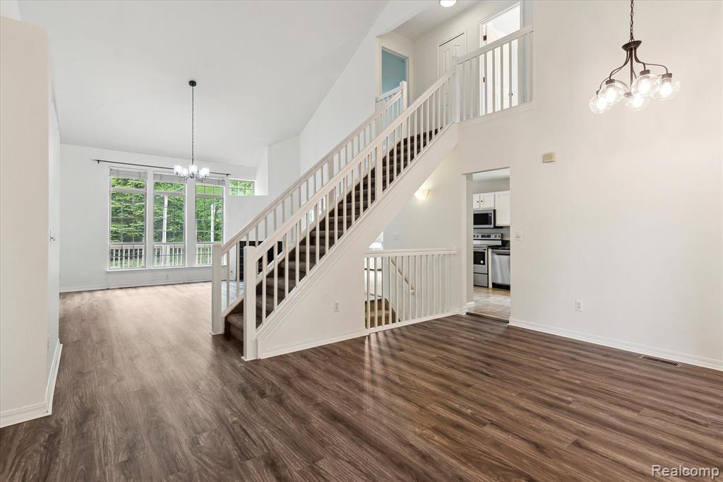 5496 MICHAEL Drive, Ypsilanti, MI 48197 — Photo 11