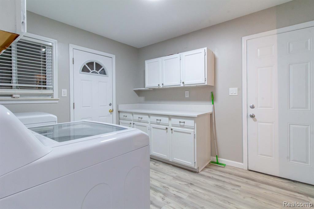 48351 Forbes Drive, Chesterfield, MI 48047 — Photo 36