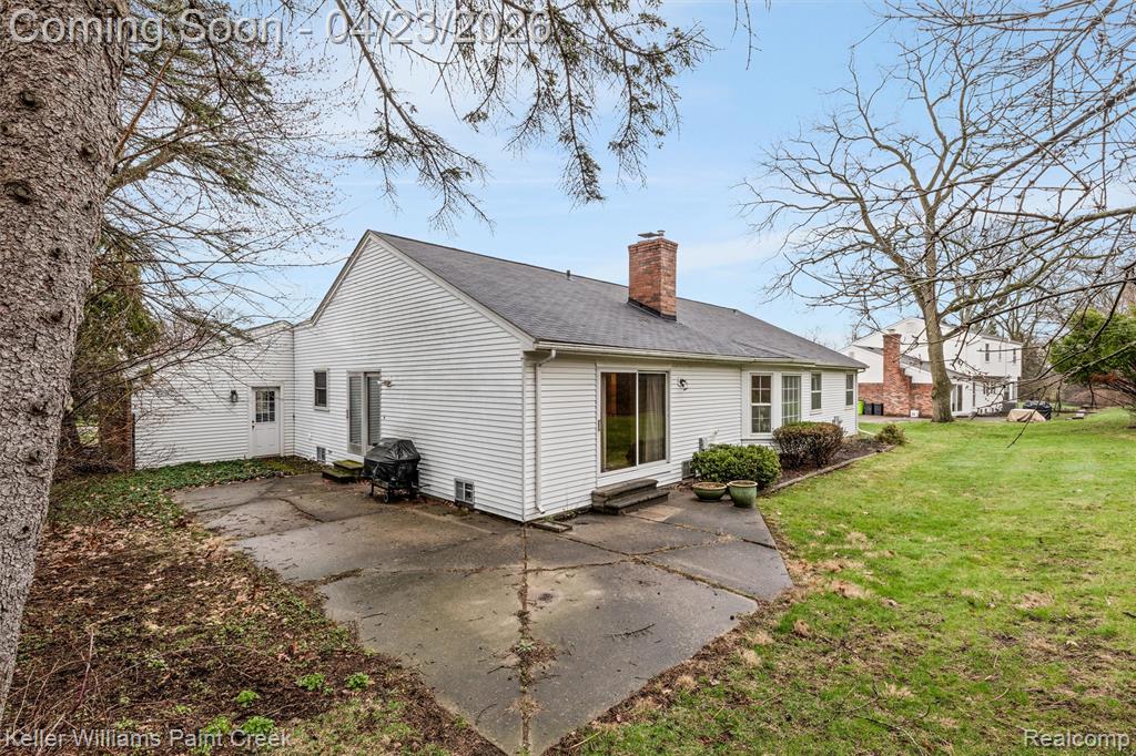 4330 S McNay Court, West Bloomfield, MI 48323 — Photo 38
