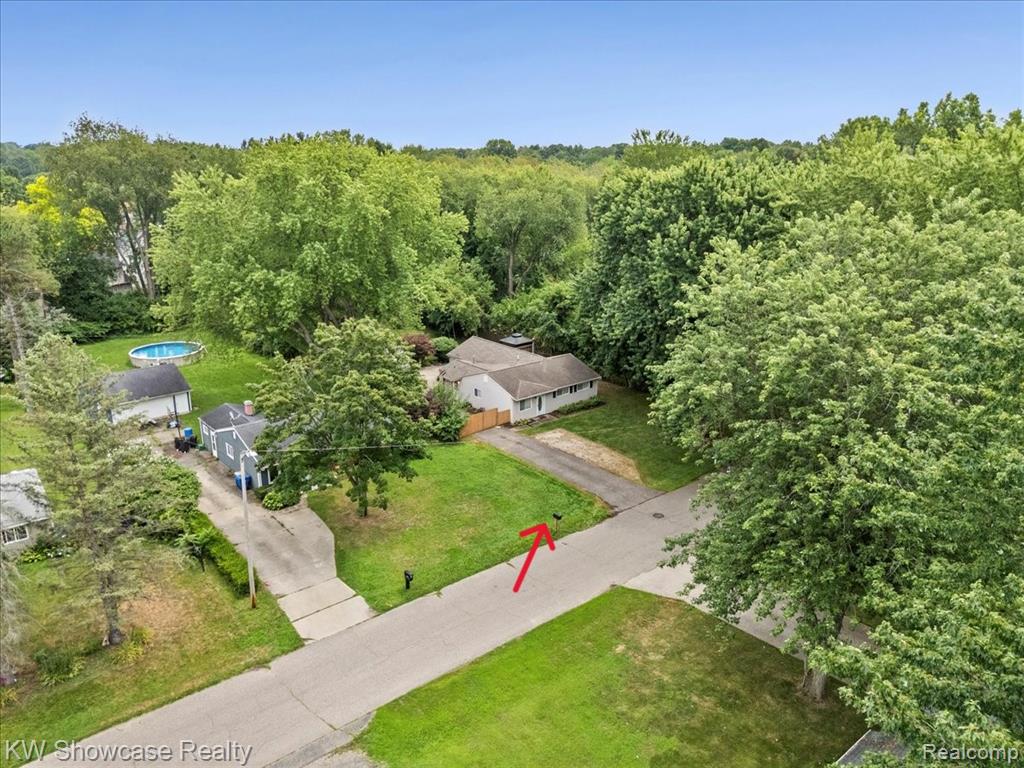964 Daffodil Drive, Waterford, MI 48327 — Photo 15