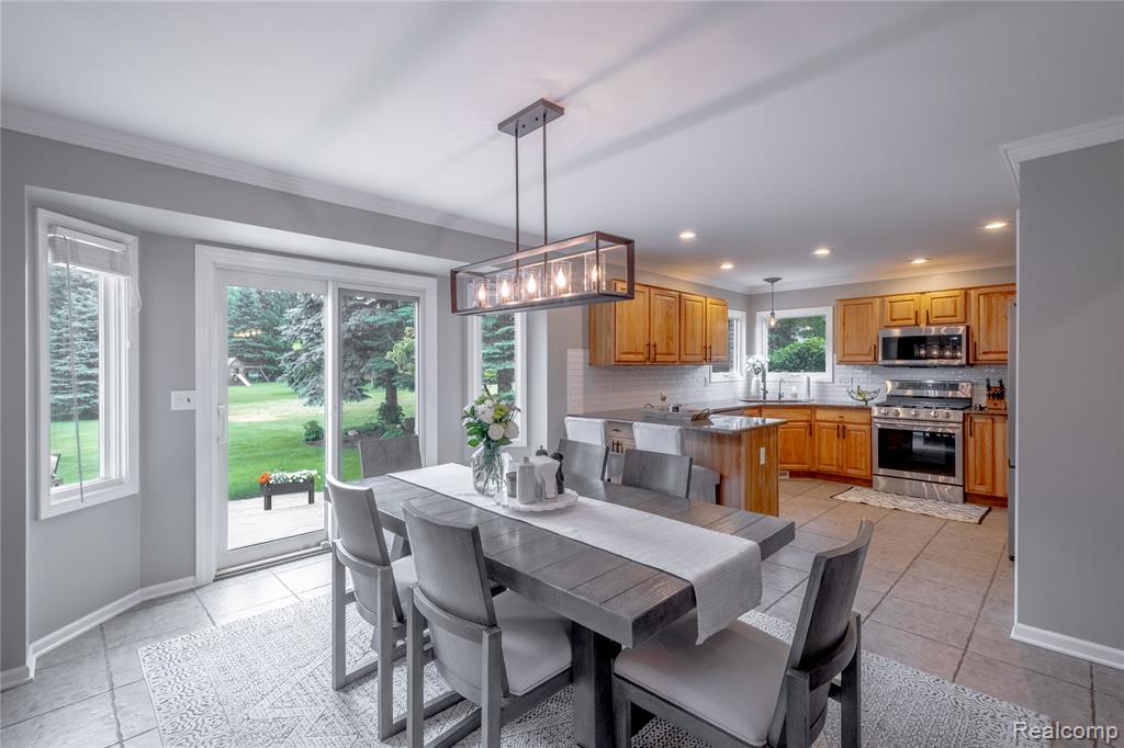 9154 Rotondo Drive, Howell, MI 48855 — Photo 10