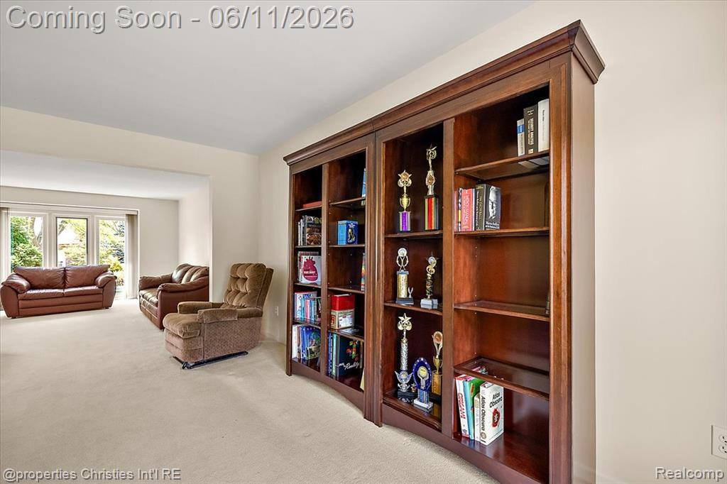 4708 Holland Drive, Troy, MI 48085 — Photo 29