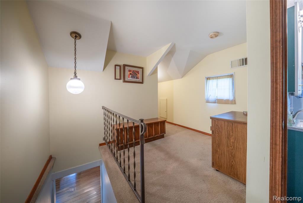 371 N Ortonville Road, Ortonville, MI 48462 — Photo 20