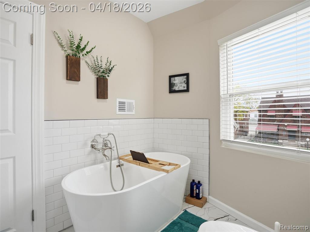 18043 Wisconsin Street, Detroit, MI 48221 — Photo 19