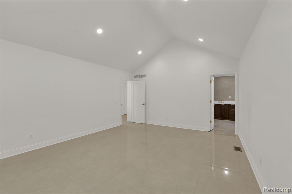 47974 Deer Trail Drive, Canton, MI 48187 — Photo 58