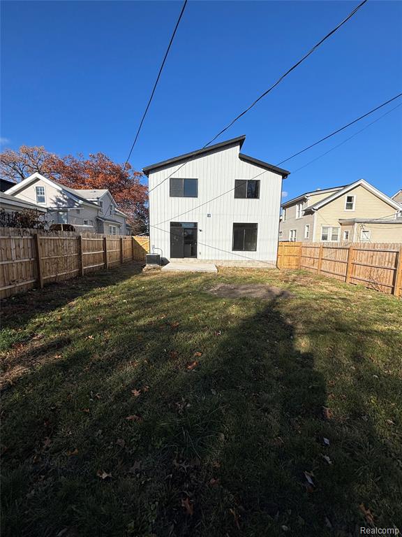 744 E Meyers Avenue, Hazel Park, MI 48030 — Photo 8