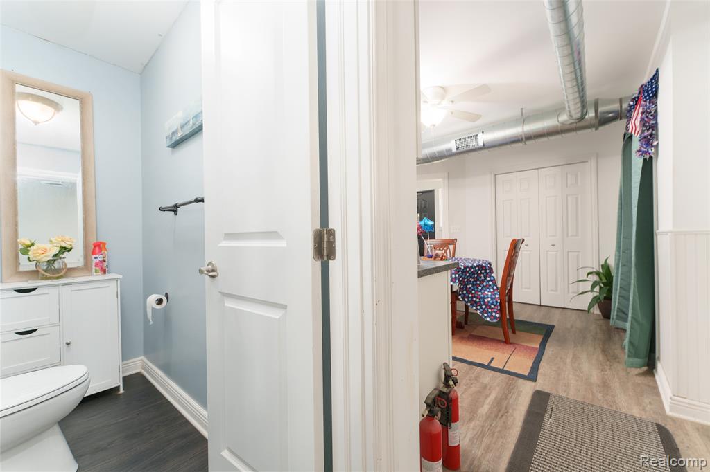 204 E Grand River Avenue, Fowlerville, MI 48836 — Photo 15
