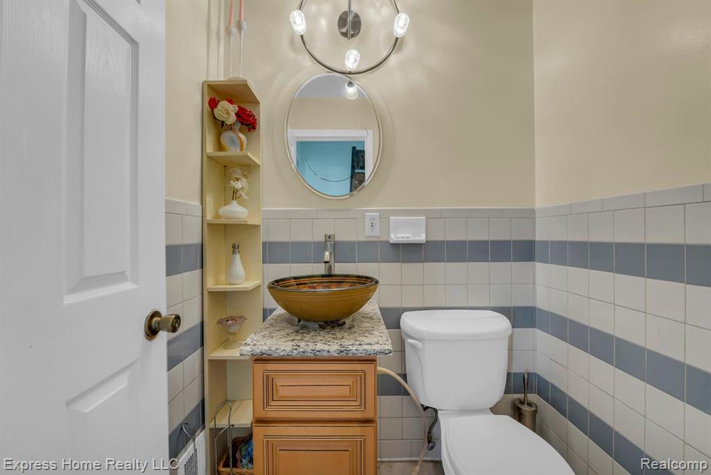 2338 Marlow Drive, Warren, MI 48092 — Photo 19