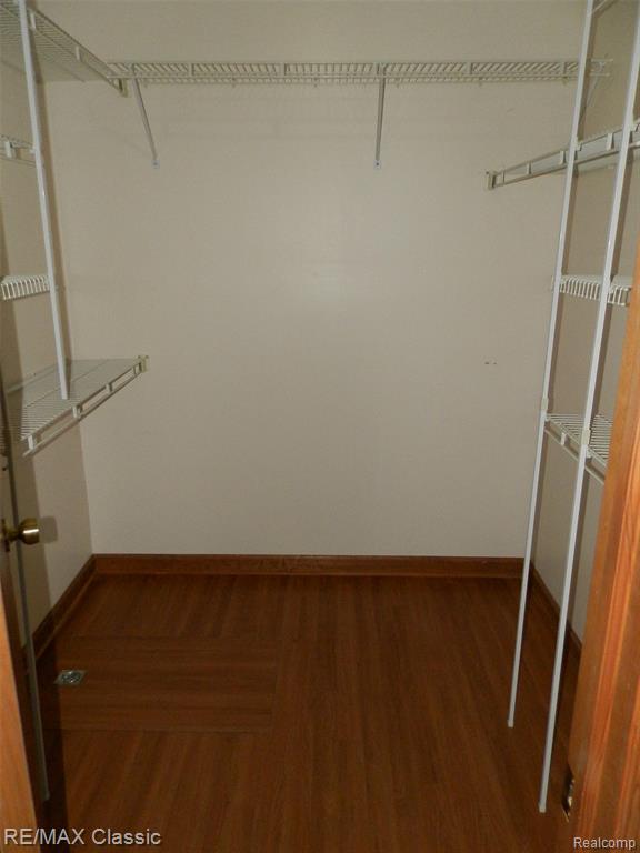 7736 Berwick Drive, Westland, MI — Photo 16