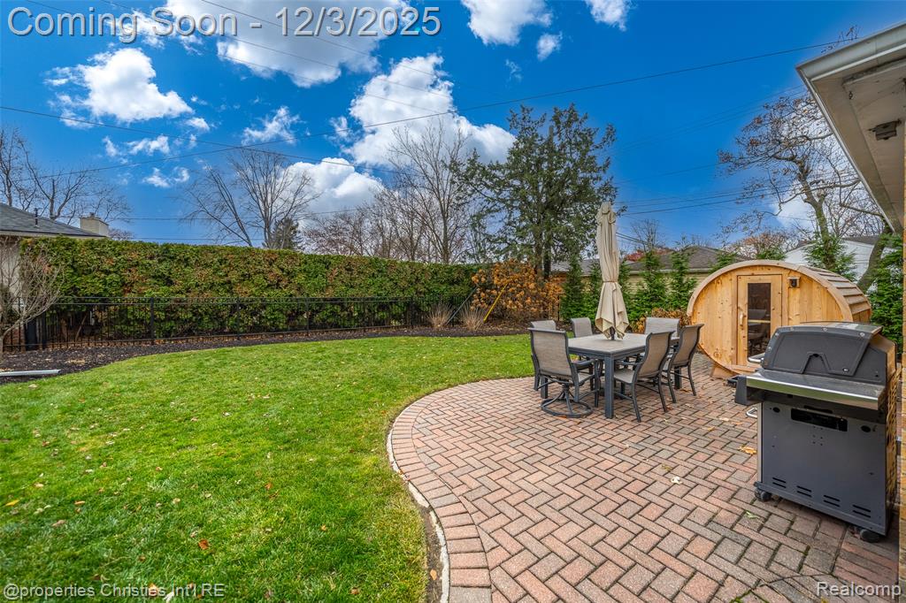 16927 Beverly Road, Beverly Hills, MI 48025 — Photo 7