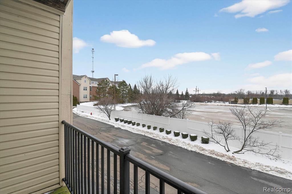 41602 Hamlet Lane, Novi, MI — Photo 32