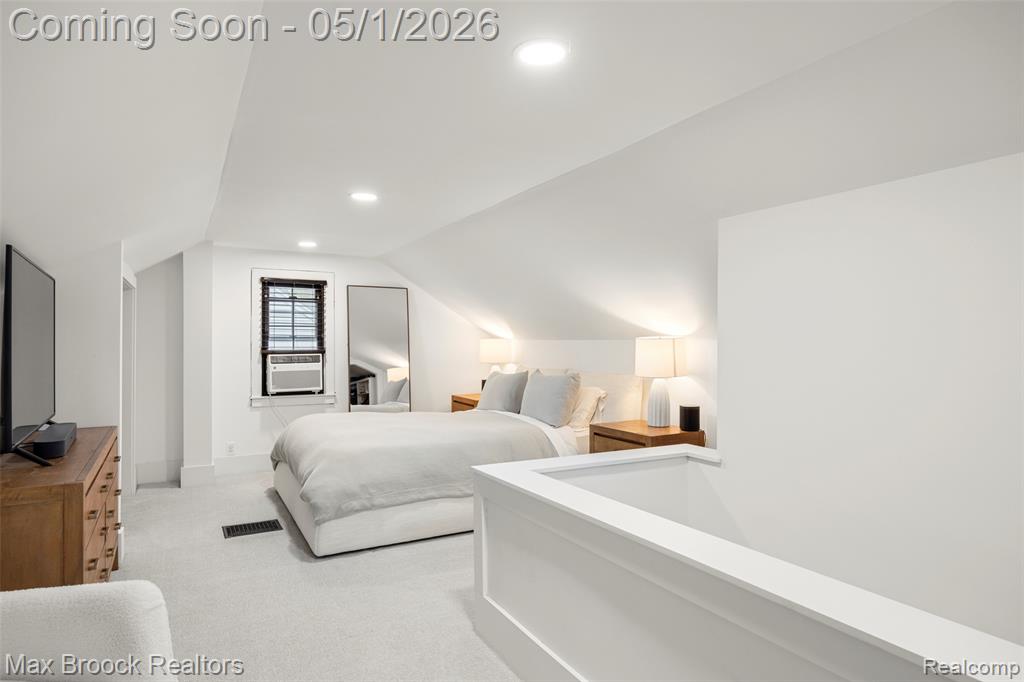 513 N Altadena Avenue, Royal Oak, MI 48067 — Photo 16