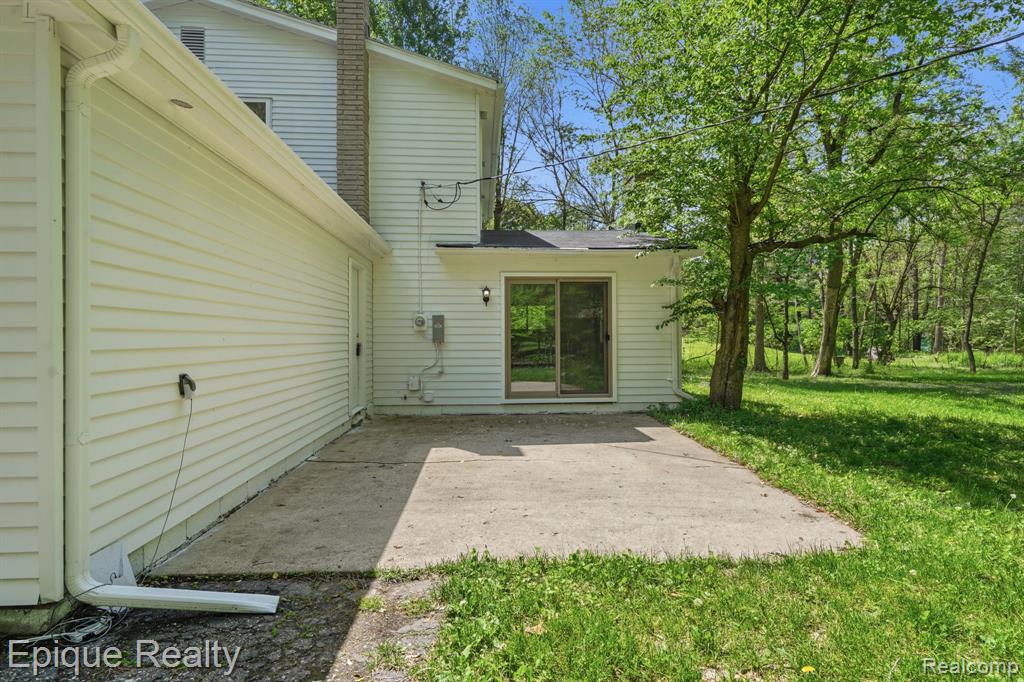 8315 Reese Road, Clarkston, MI 48348 — Photo 24