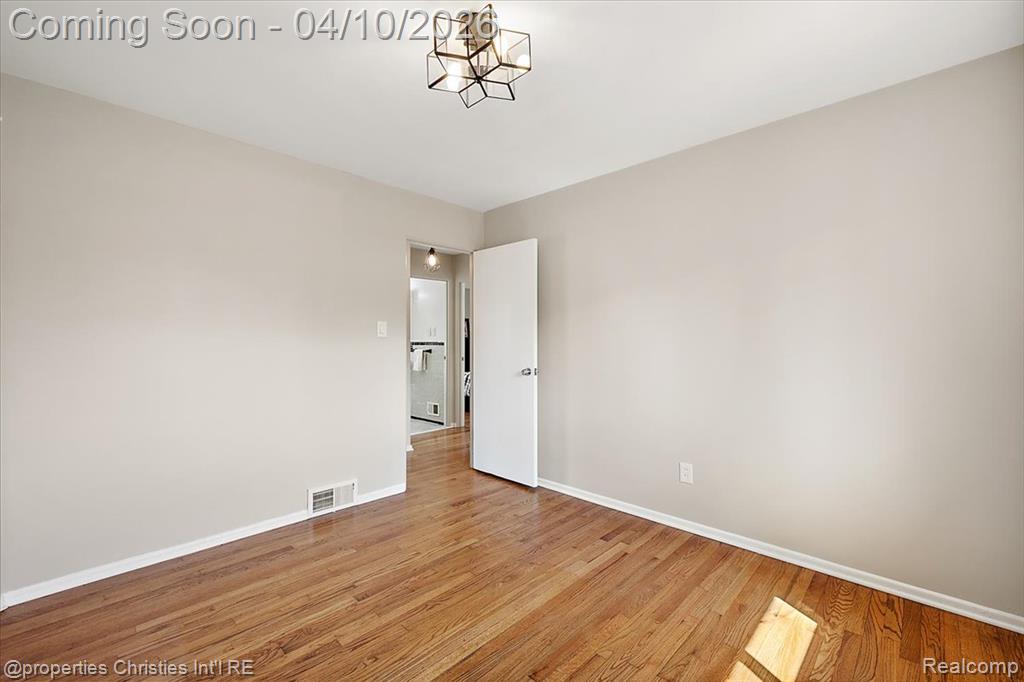 8441 Northfield Boulevard, Oak Park, MI 48237 — Photo 20