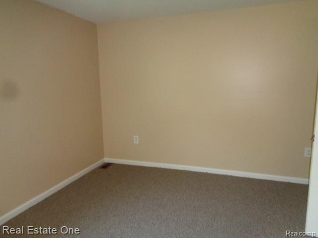 26537 Summerdale Drive, Southfield, MI 48033 — Photo 23