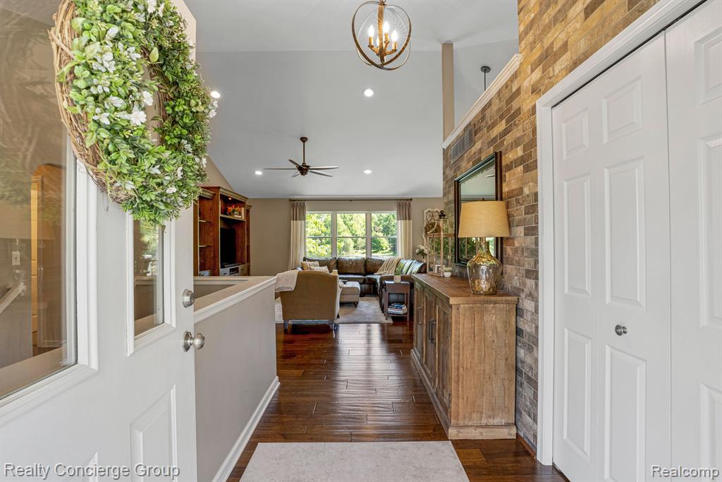 9801 BROOKFIELD Drive, Brighton, MI 48116 — Photo 11