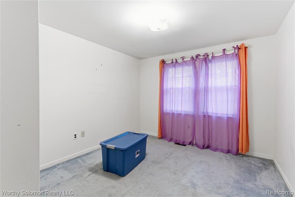22415 Cranbrooke Drive, Novi, MI — Photo 16