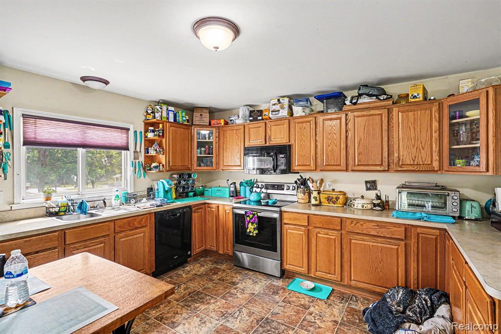 324 George Street, Flushing, MI 48433 — Photo 8