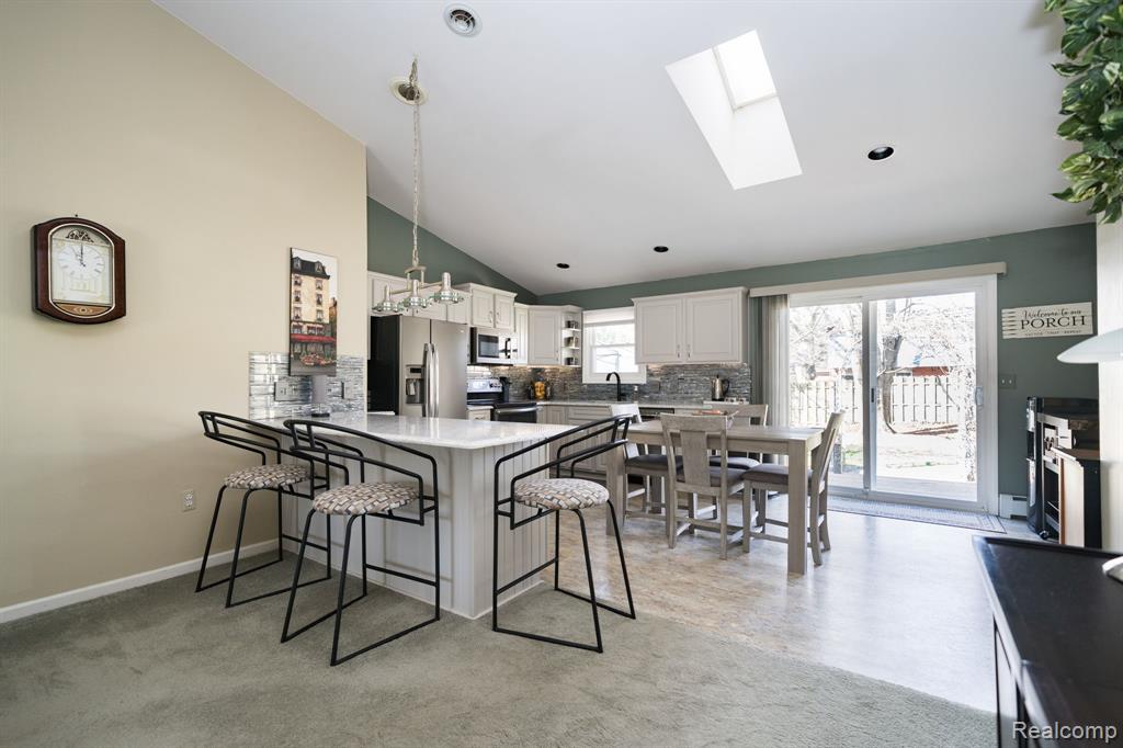 2941 Silverhill Drive, Waterford, MI 48329 — Photo 13