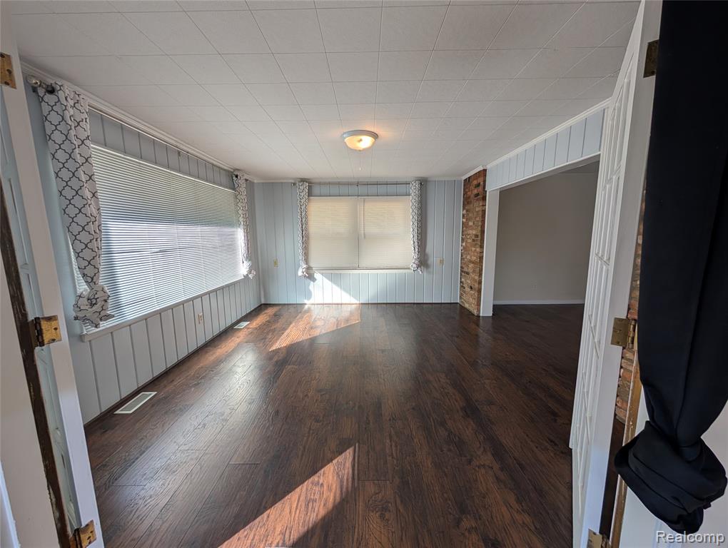 41215 Bruce Avenue, Plymouth, MI 48170 — Photo 3