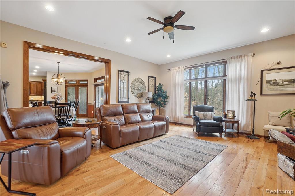 5167 HUNTERS Ridge, Holly, MI 48442 — Photo 8