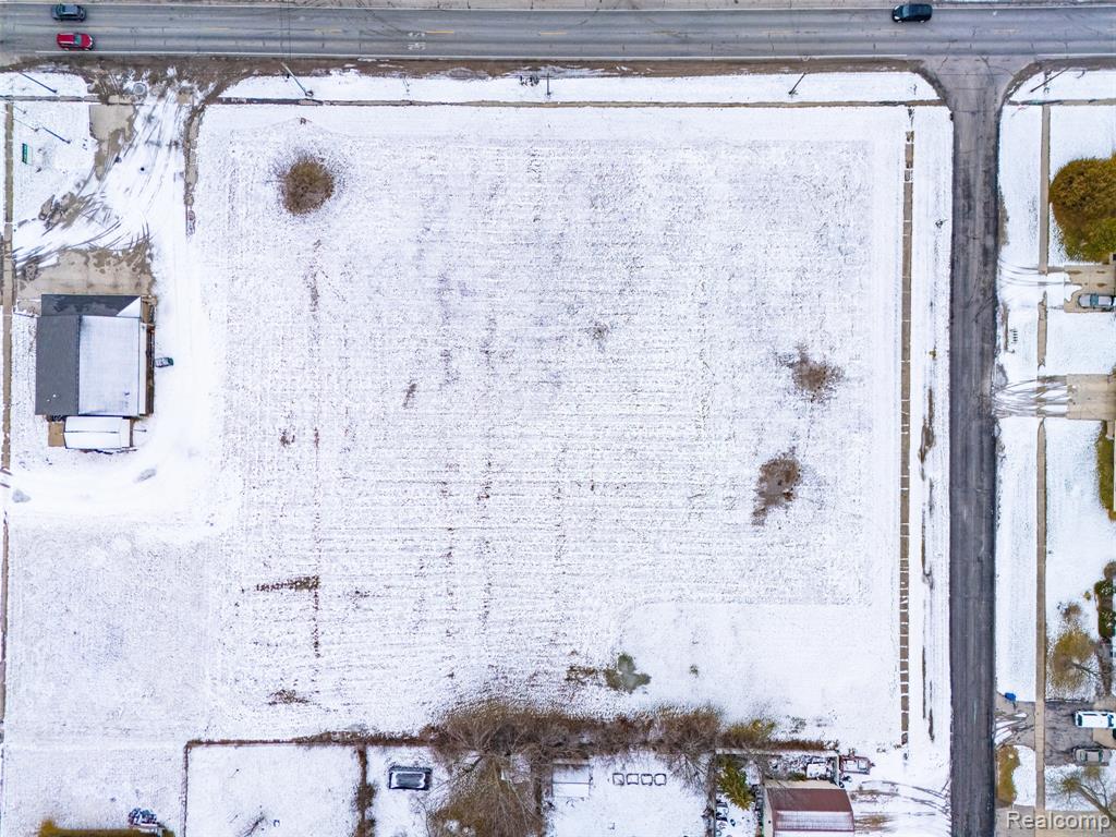 4500 N Michigan Avenue, Saginaw, MI 48604 — Photo 11