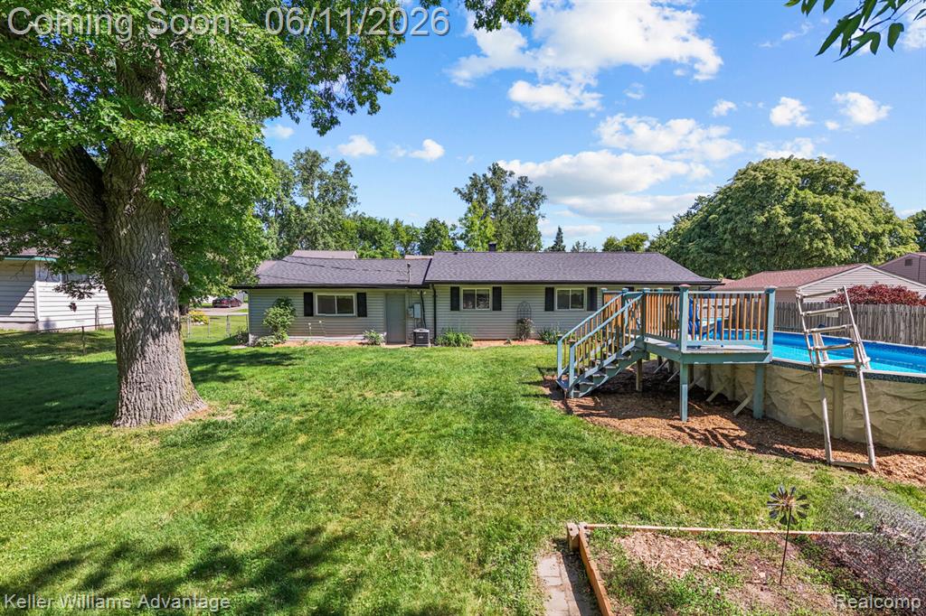 6589 Doyon Drive S, Waterford, MI 48327 — Photo 23