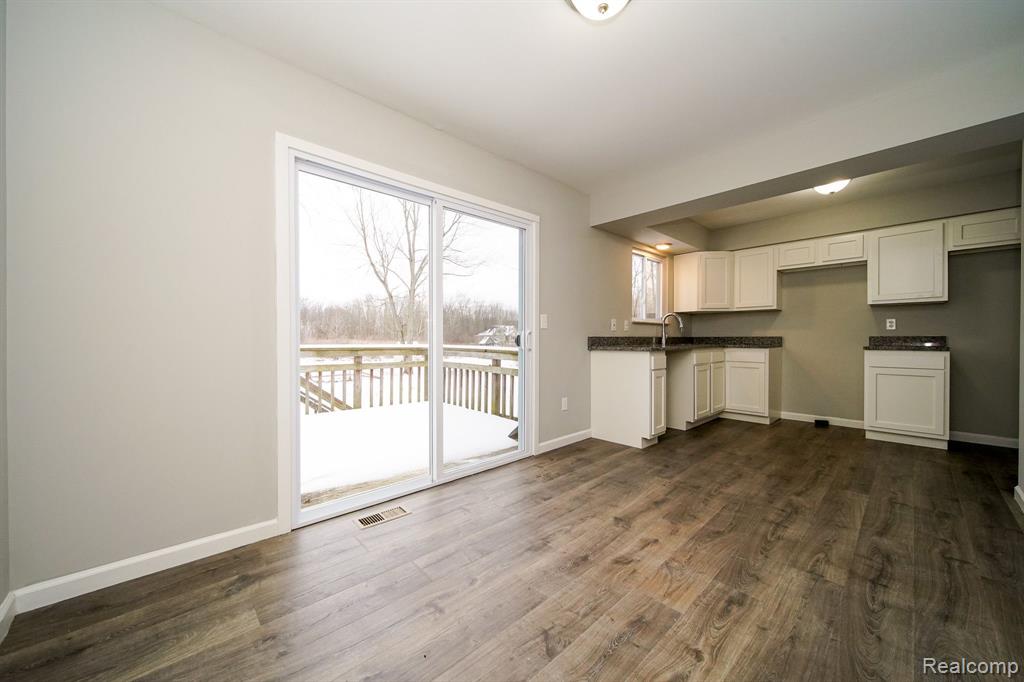 5266 ARGENTINE Road, Howell, MI 48855 — Photo 20