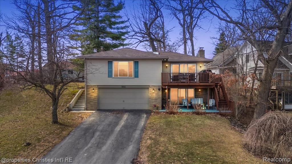 5832 Glen Echo Drive, Howell, MI 48843 — front exterior