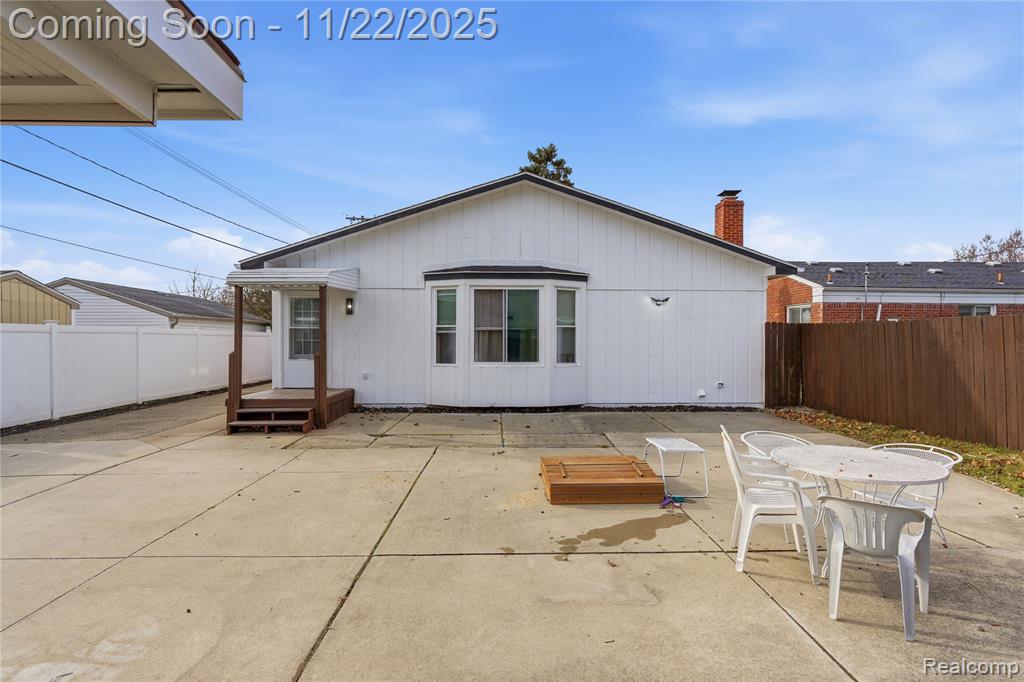 6528 Sterling Court, Garden City, MI — Photo 28