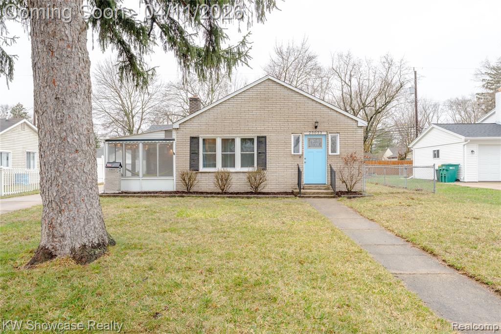 23033 Hawthorne Street, Farmington, MI 48336 — Photo 27