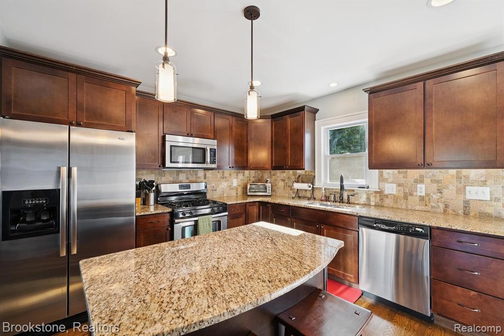718 Irving Avenue, Royal Oak, MI 48067 — Photo 16