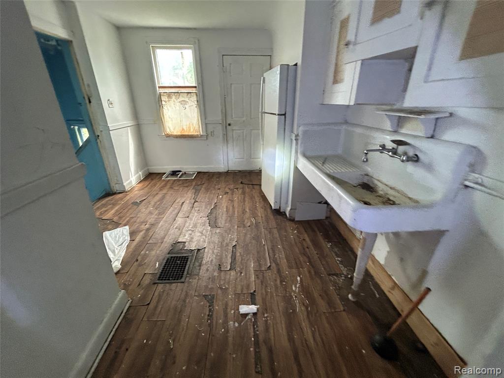 5050 Seminole Street, Detroit, MI 48213 — Photo 36