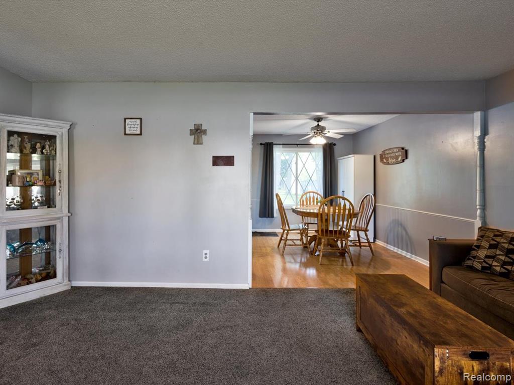 311 Collard Drive, Marysville, MI 48040 — Photo 8