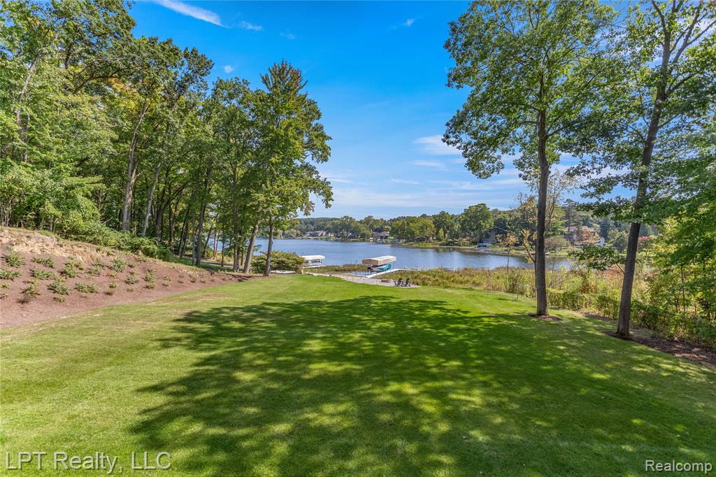 5029 Forest Valley Drive, Clarkston, MI 48348 — Photo 79