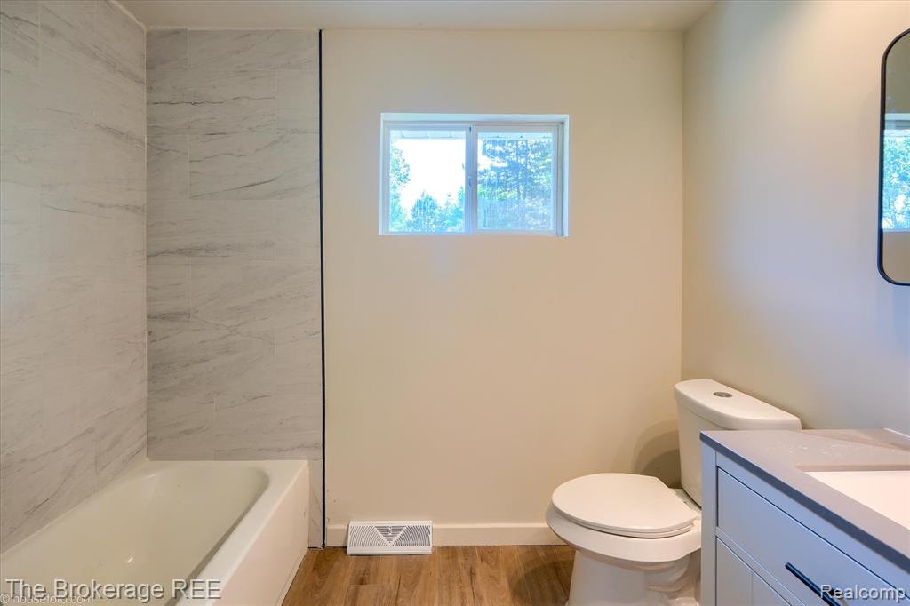 1401 Hillside Drive, Flint, MI 48532 — Photo 28