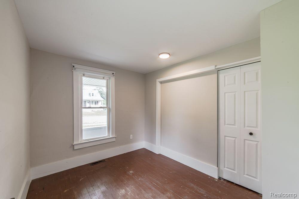 335 N CHURCH Street, Ortonville, MI 48462 — Photo 18