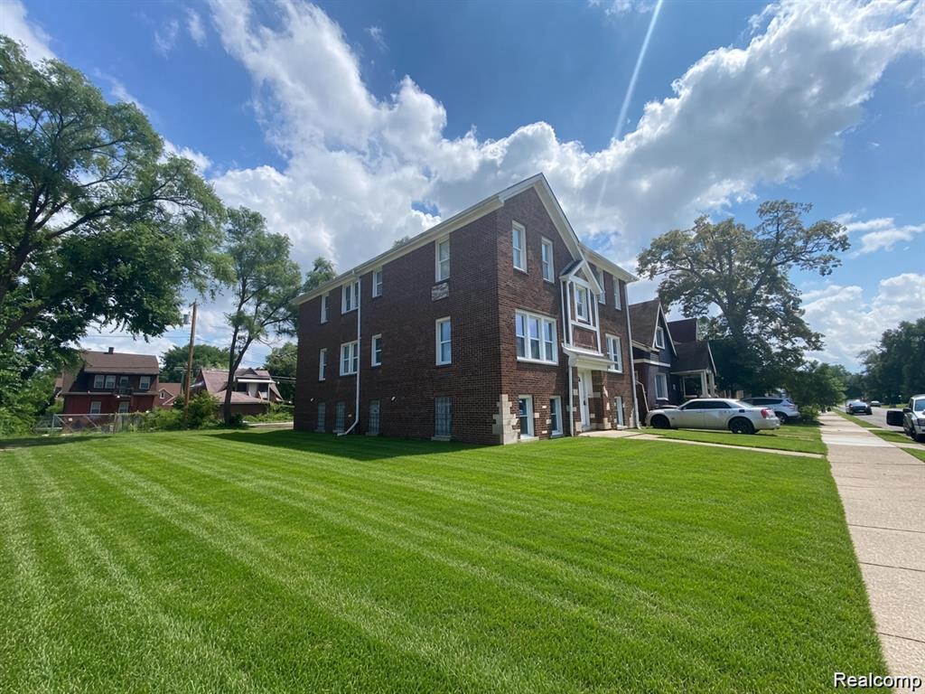 16914 Monica Street, Detroit, MI 48221
