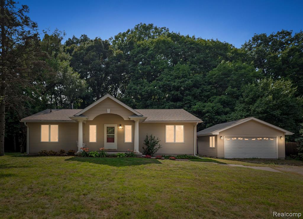 51429 Morowske Drive, Shelby Twp, MI 48316 — Photo 3