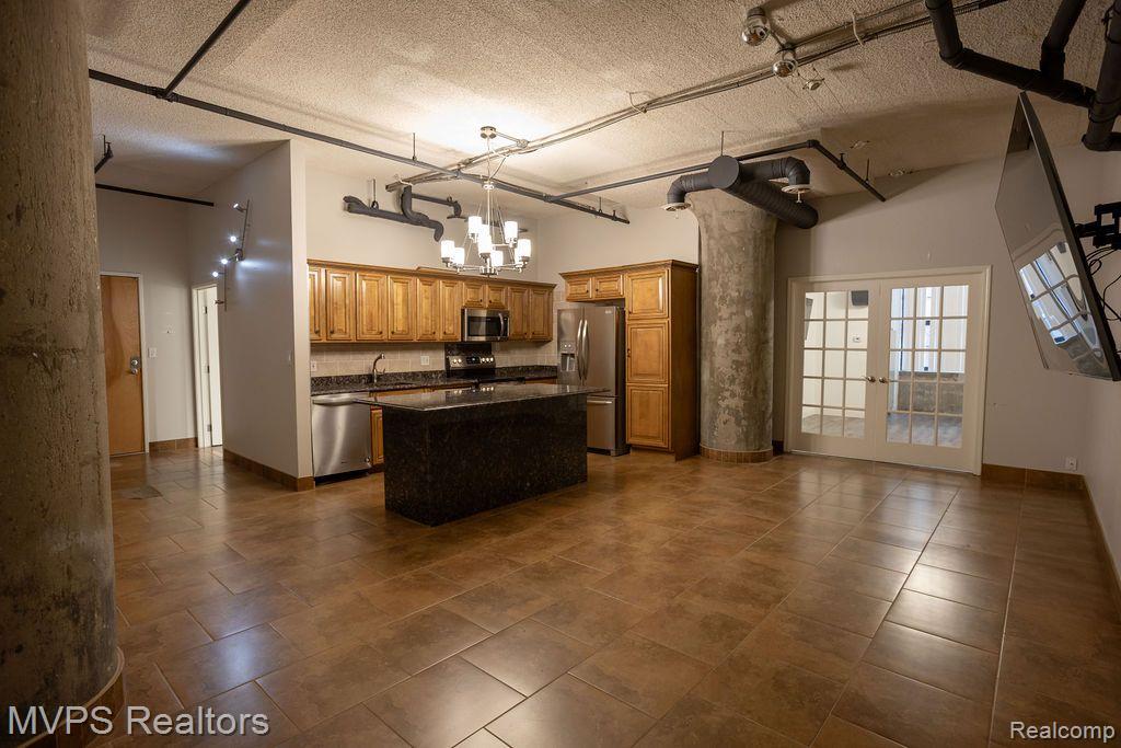 6533 E JEFFERSON Avenue, 137, Detroit, MI 48207 — Photo 3