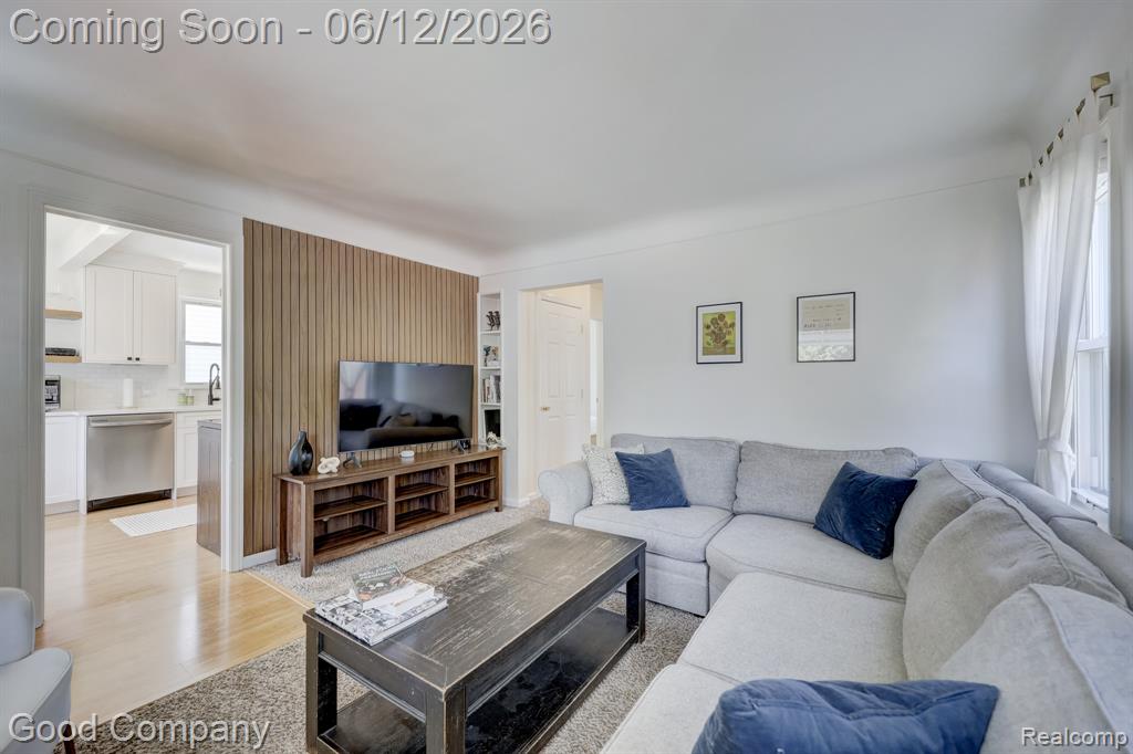 3907 Gardner Avenue, Berkley, MI 48072 — Photo 2