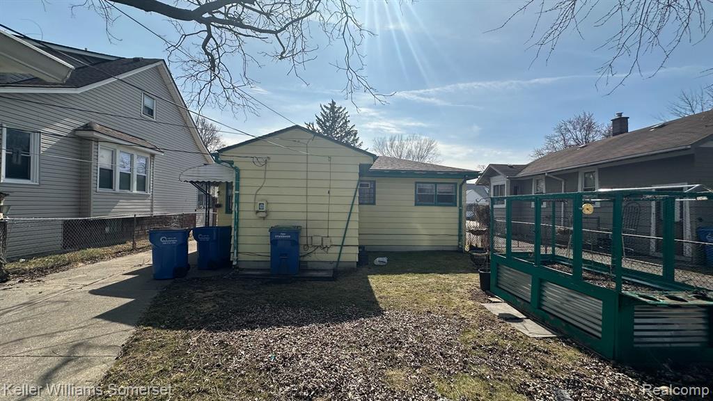 7551 STUDEBAKER Avenue, Warren, MI 48091 — Photo 7