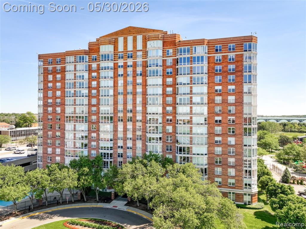 250 E Harbortown Drive, 205, Detroit, MI 48207 — Photo 47