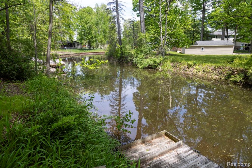 4840 N Flint Road, Sanford, MI 48657 — Photo 8
