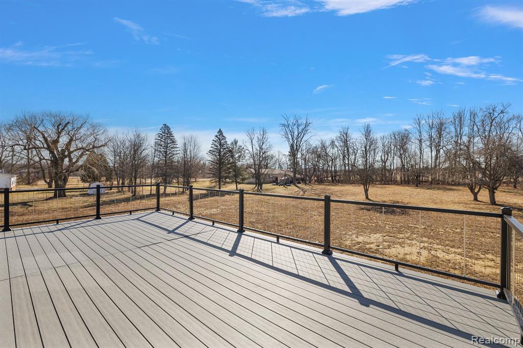 7340 Vanderploeg Lane, Imlay City, MI 48444 — Photo 31