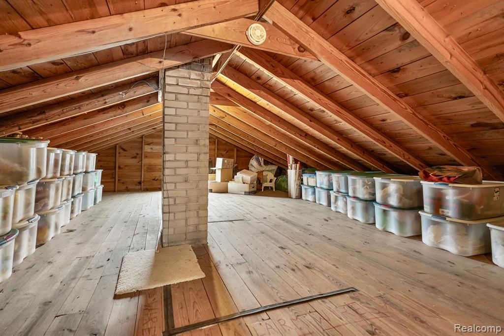 4304 Lapeer Road, Burton, MI 48509 — Photo 37