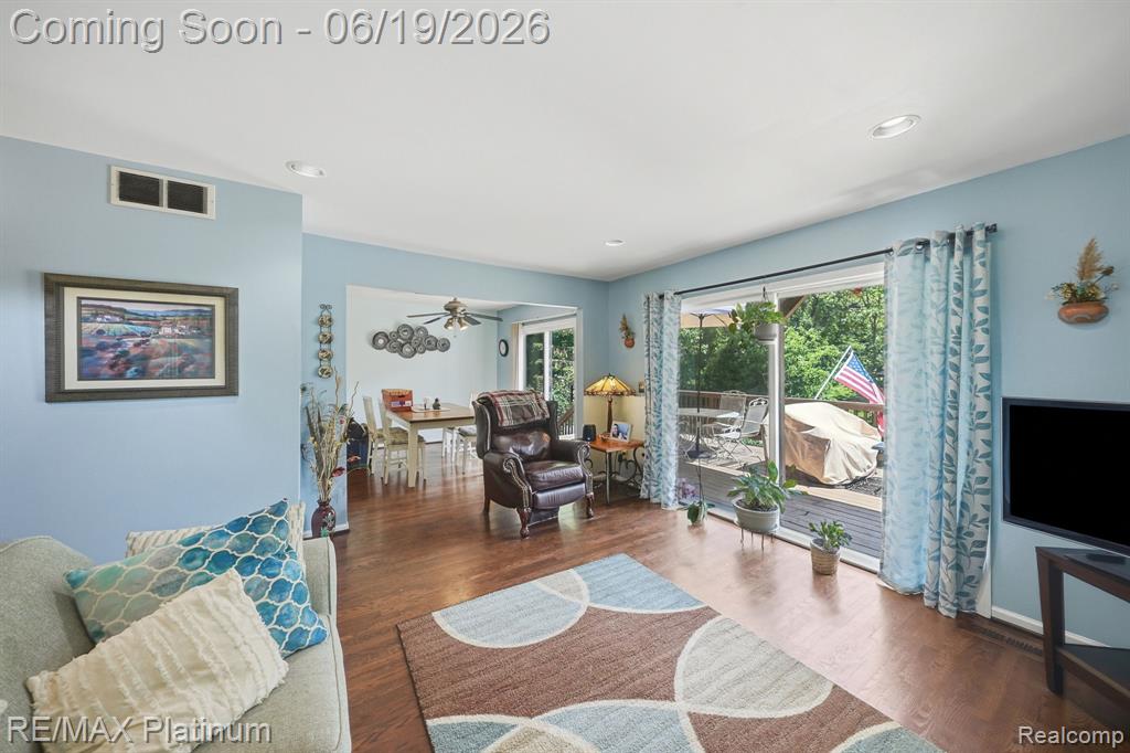 1321 Glen Oak Drive, Holly, MI 48442 — Photo 15