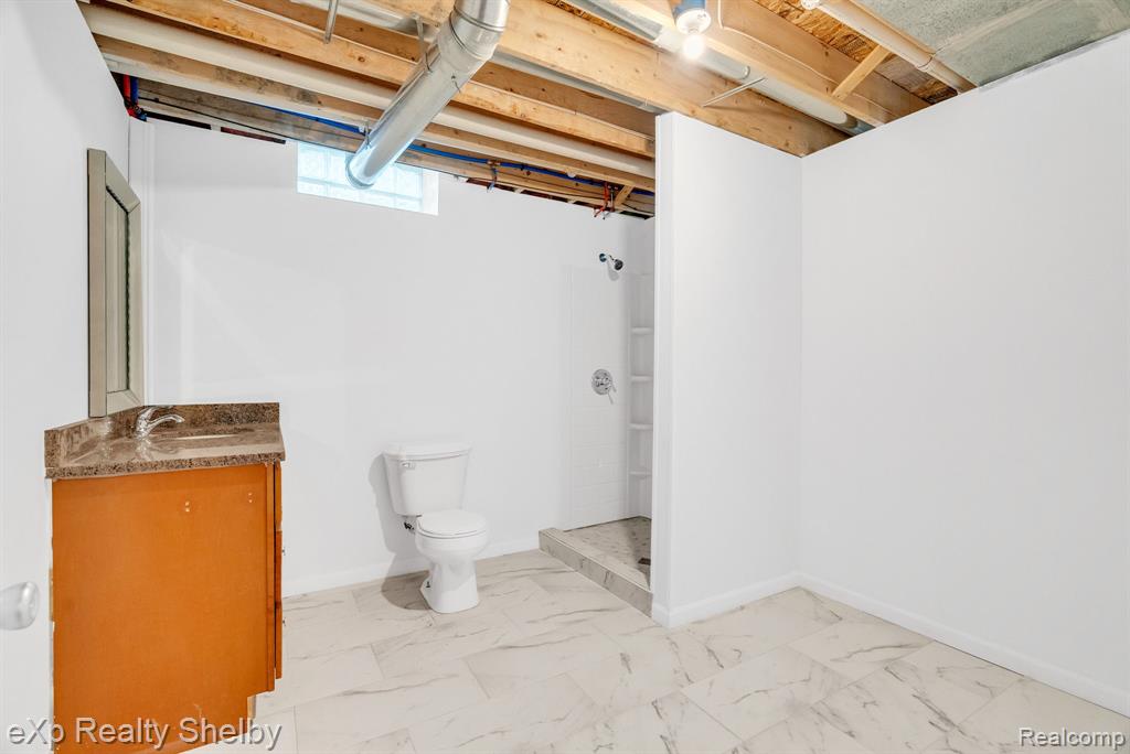 24986 Murray Street, Harrison Township, MI — Photo 42