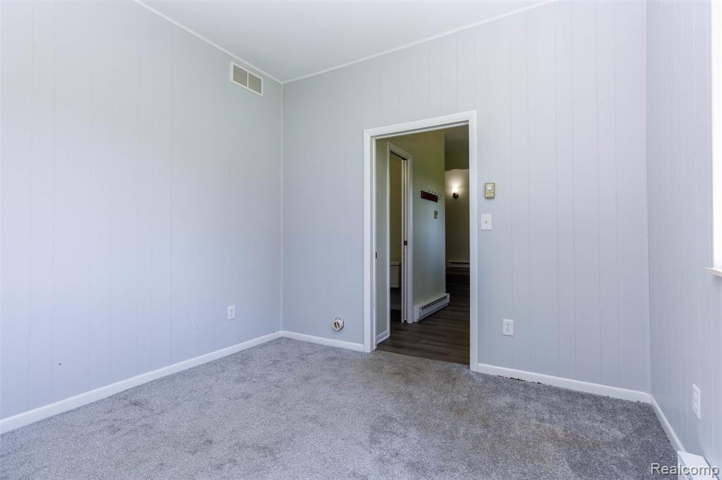 2875 Auten Road, Ortonville, MI 48462 — Photo 28