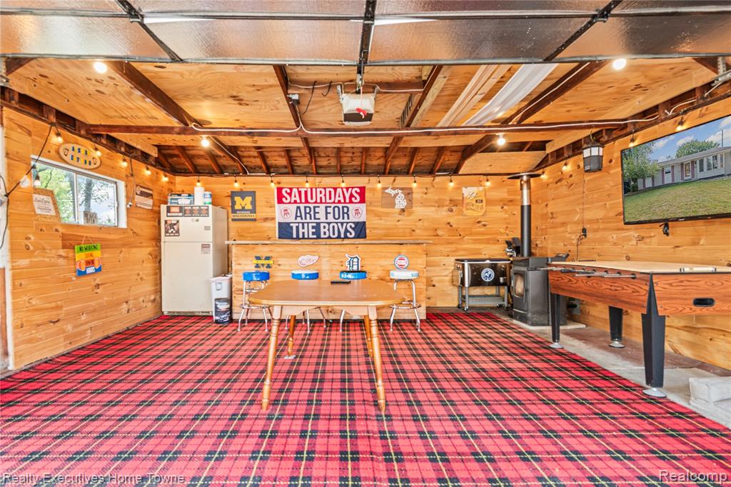 29667 Newport Drive, Warren, MI 48088 — Photo 36